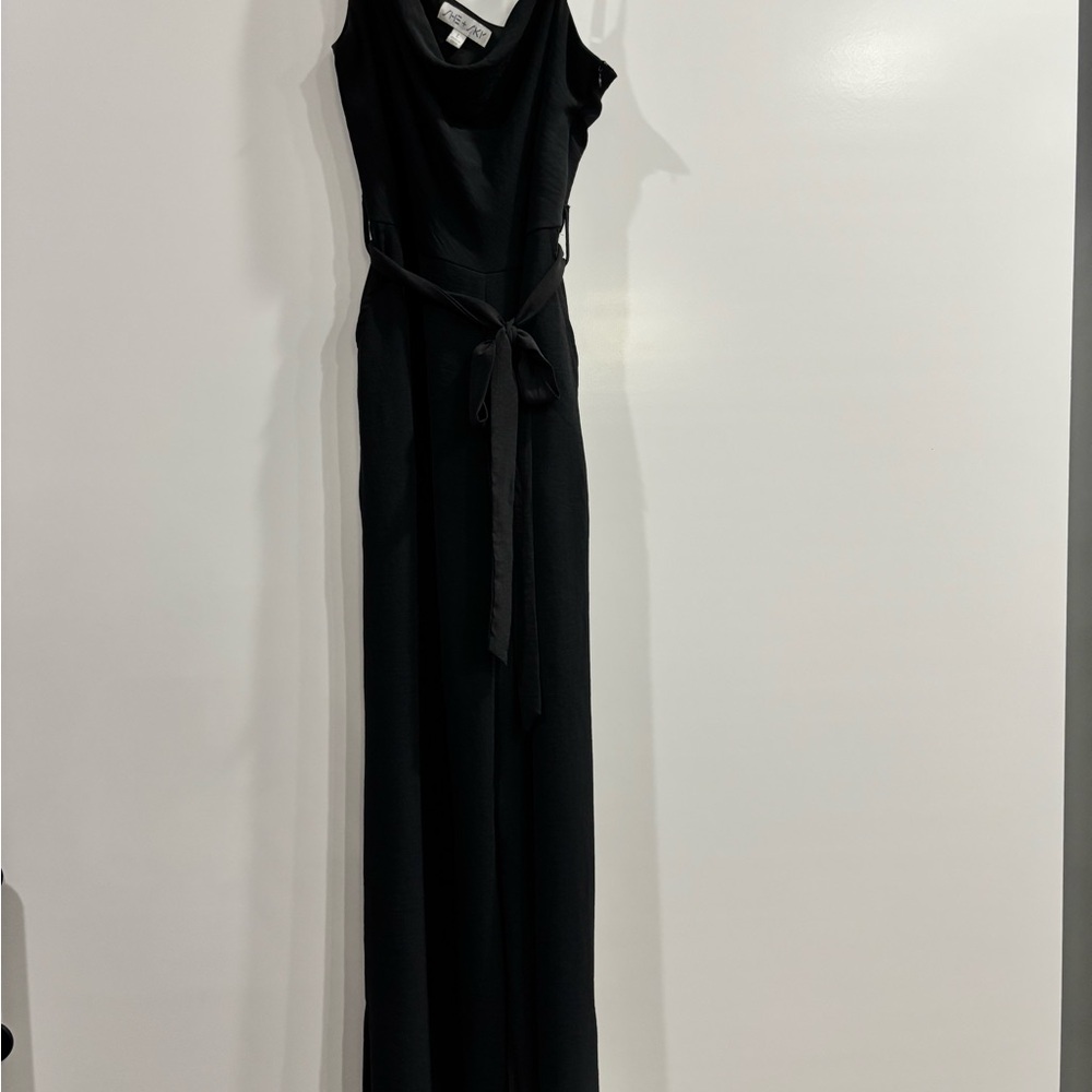 Elegant Black Sleeveless Jumpsuit